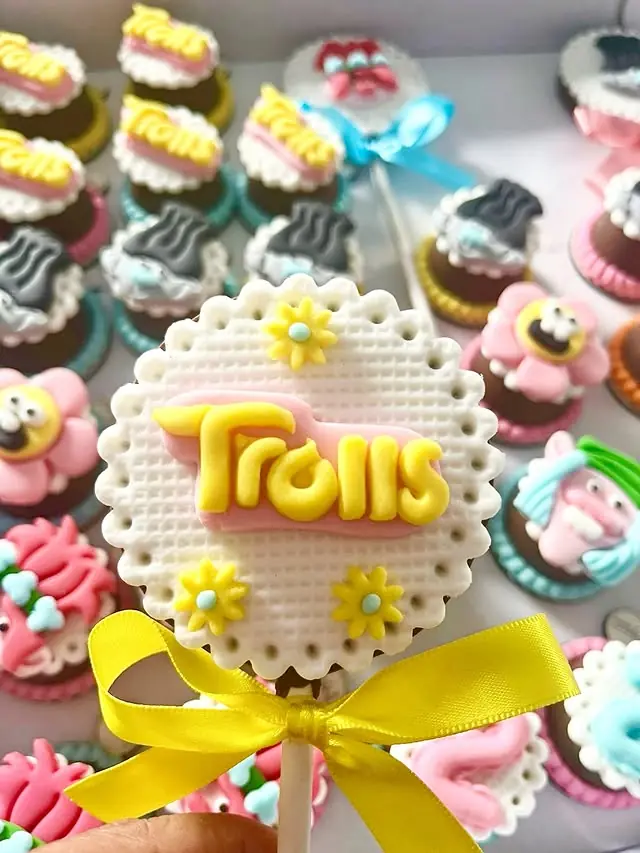 Doce personalizado feito à mão
