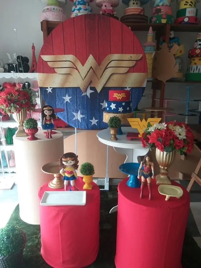 Decoração Mulher Maravilha - Verônica Festas
