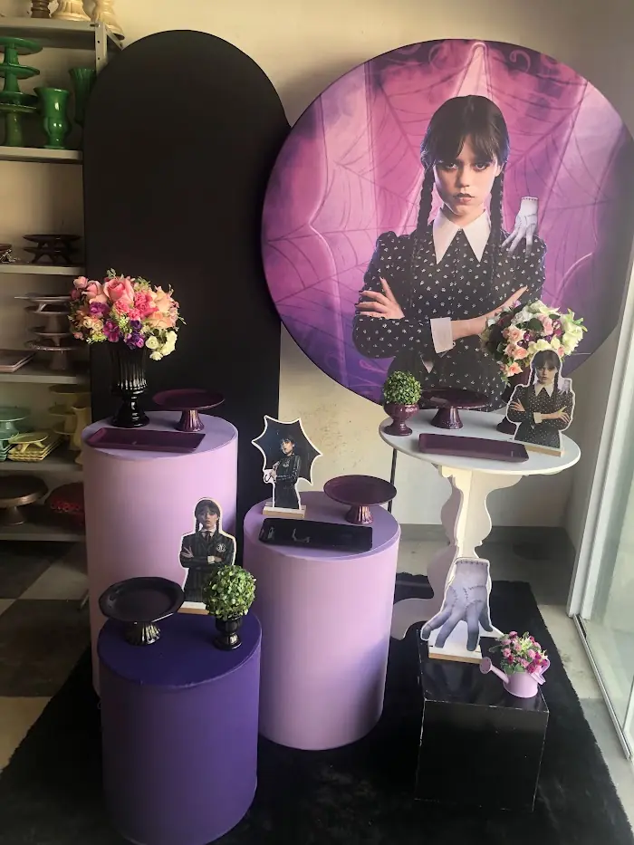 Decoração Wandinha - Verônica Festas